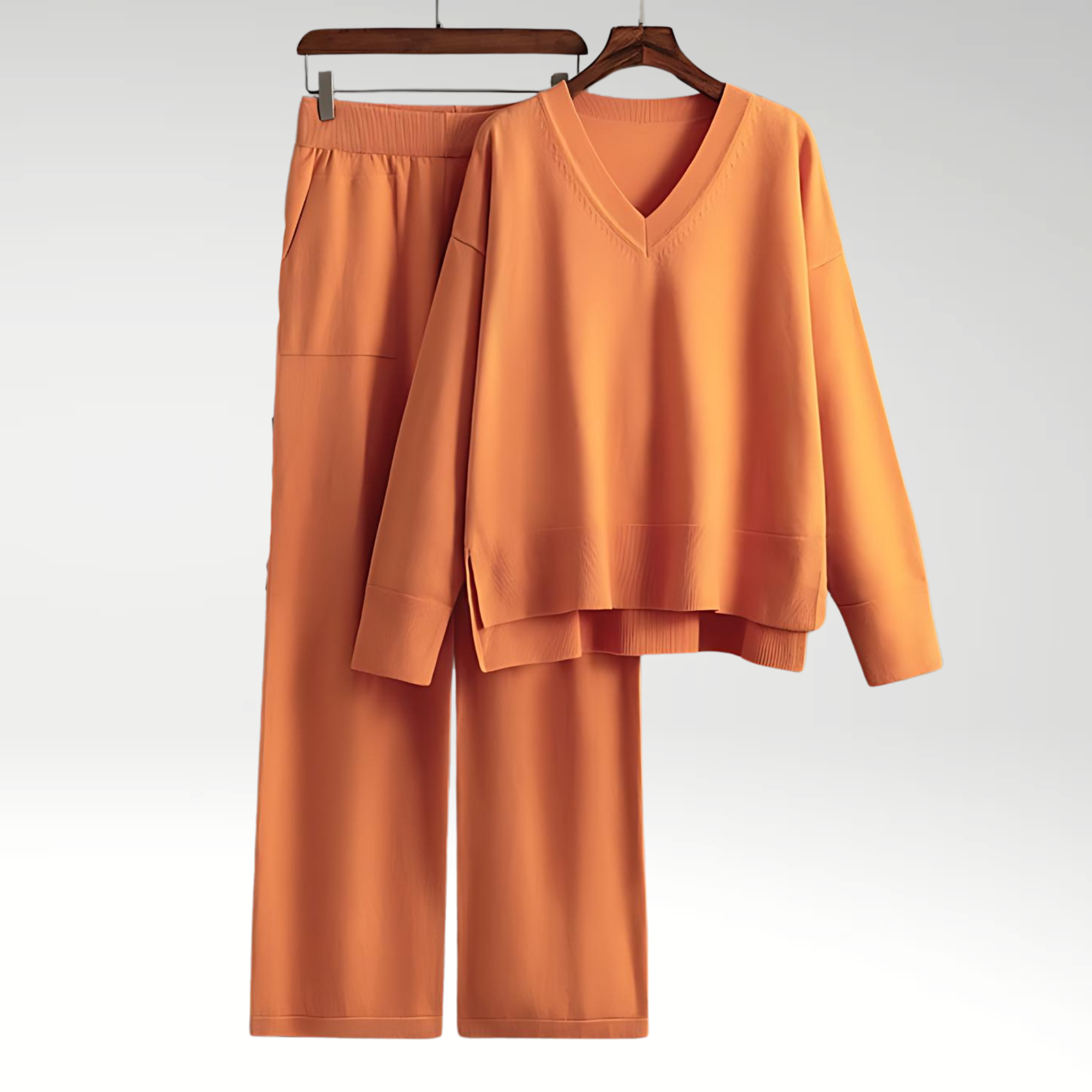 Luméa™ | Ensemble deux pièces Luxe col V