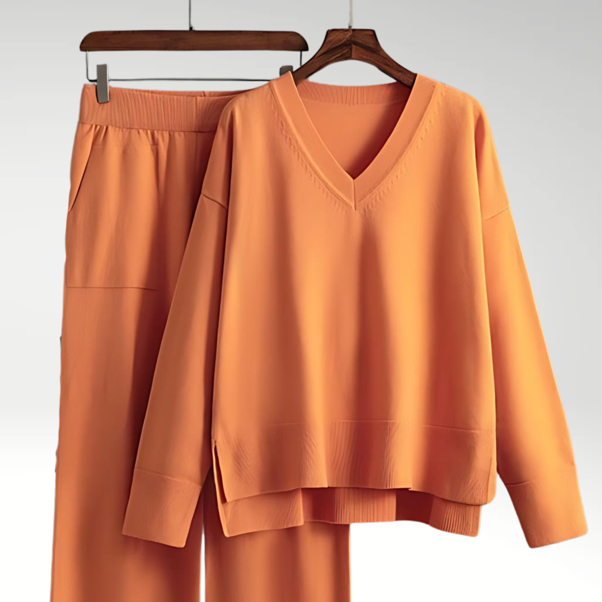 Luméa™ | Ensemble deux pièces Luxe col V
