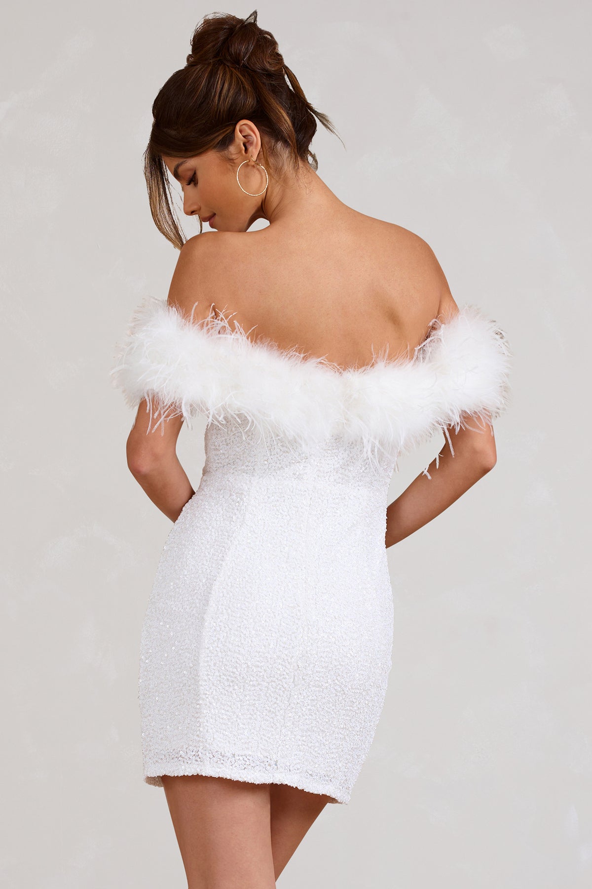 Luméa™ | Robe à paillettes avec plumes