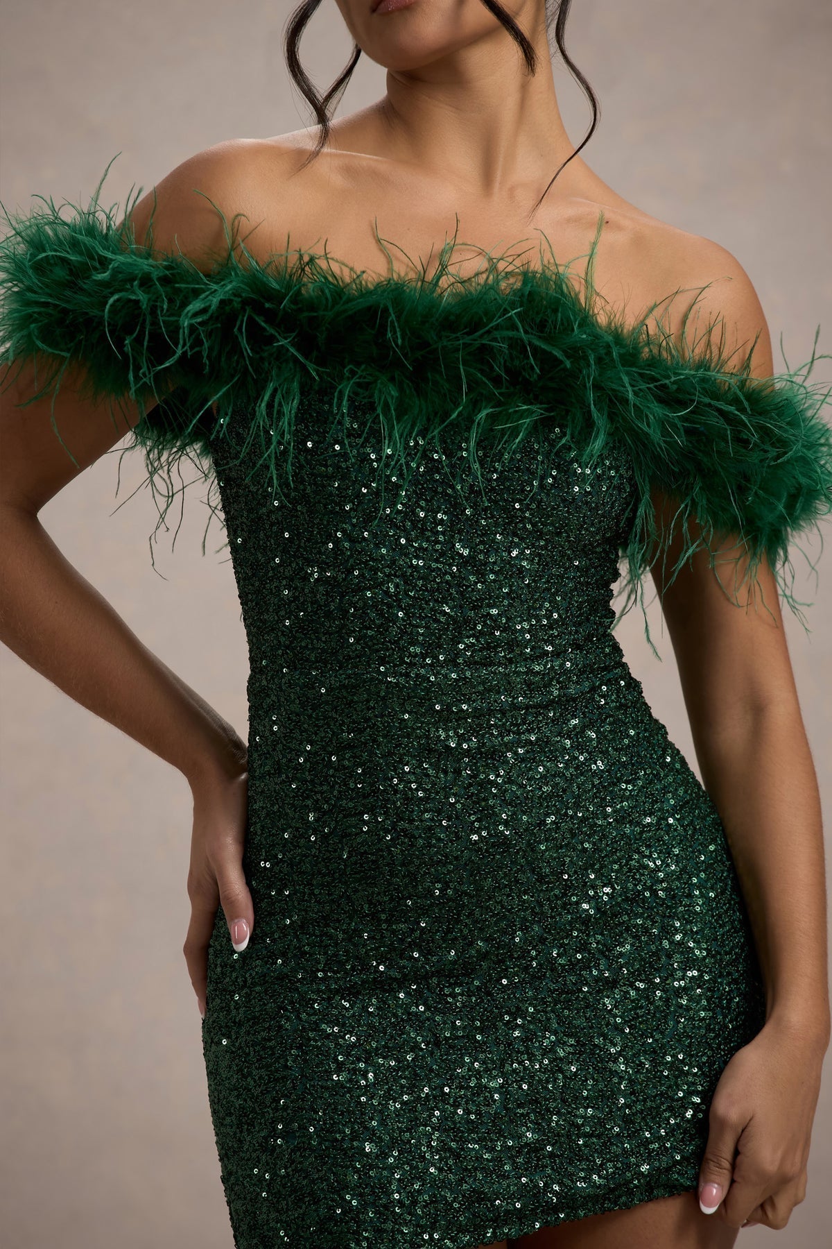 Luméa™ | Robe à paillettes avec plumes